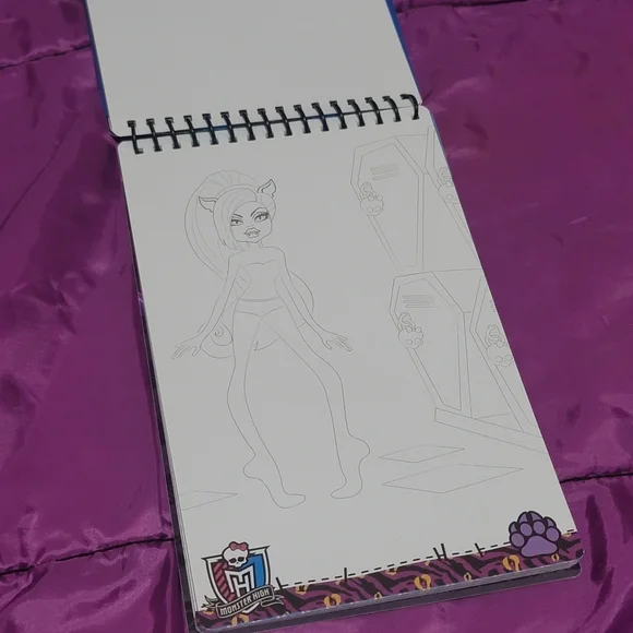 NWOT monster high sketch book - Picture 4 of 5